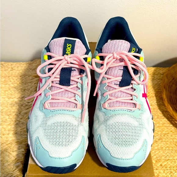 ASICS - Gel Quantum 360, Excellent Condition - Picture 2 of 5